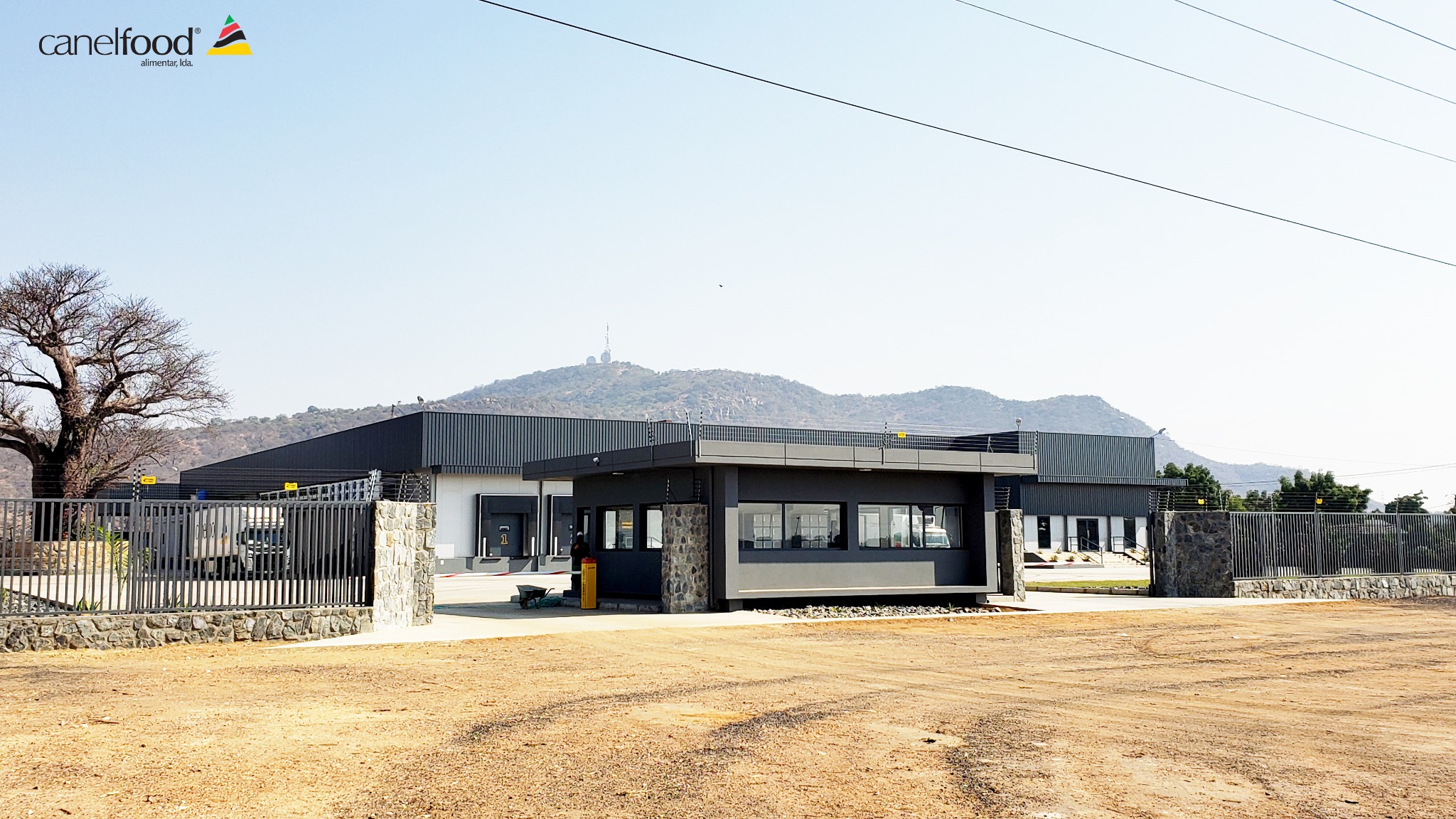 Entrada principal do complexo industrial Canelfood